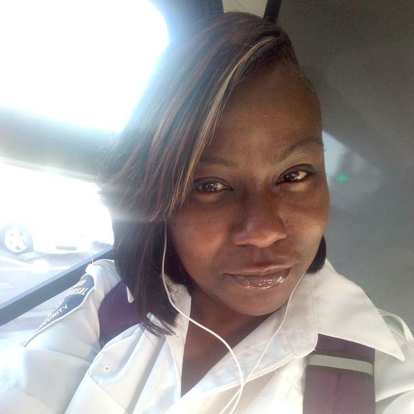 nellglover53